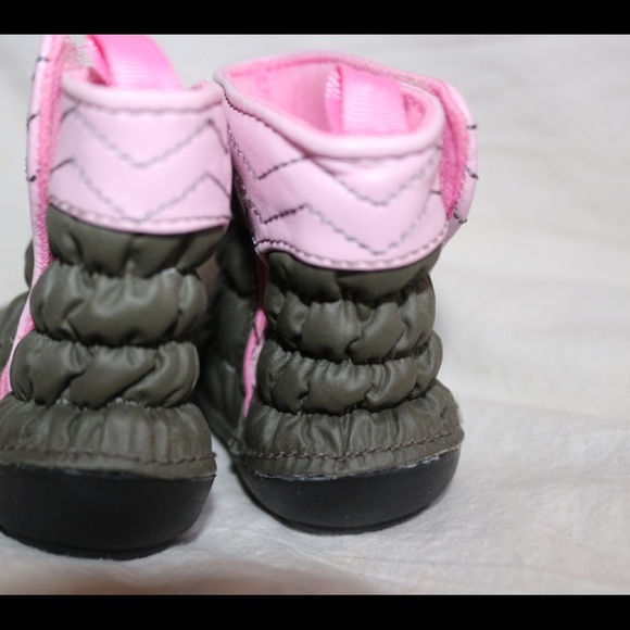 Sz 2 infant Trimfoot Co. LLC boots baby girls - Picture 2 of 5
